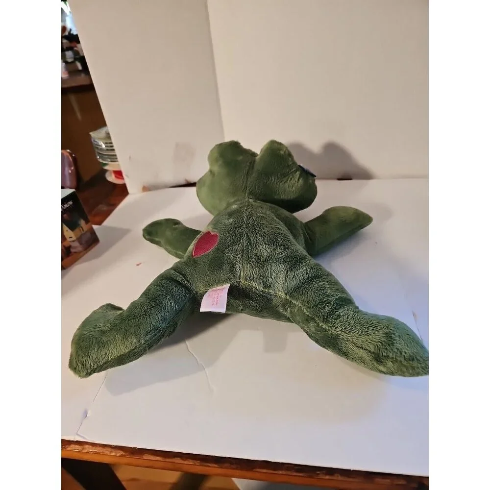 Applause Target Frog Filled With Love Plush  green Red‎ Heart stuffed animal 16